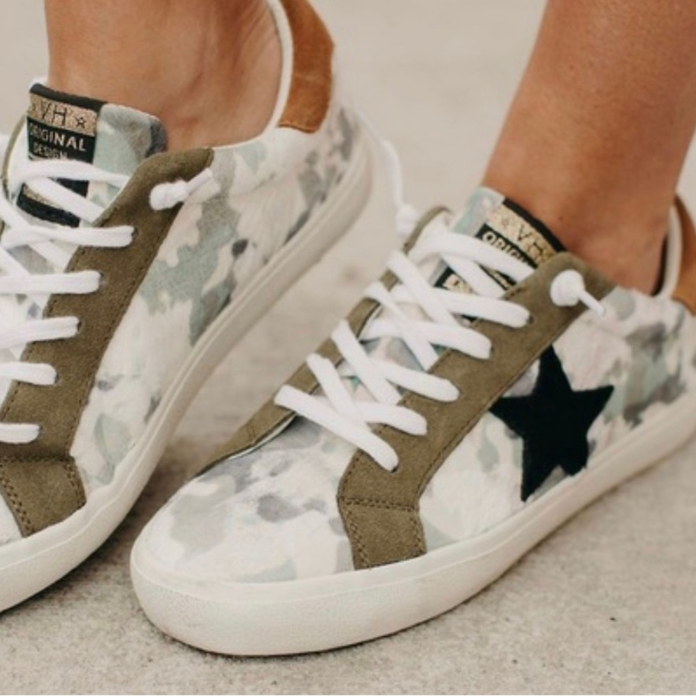 Vintage Havana Repeat Sneakers Multi Madness Size 8